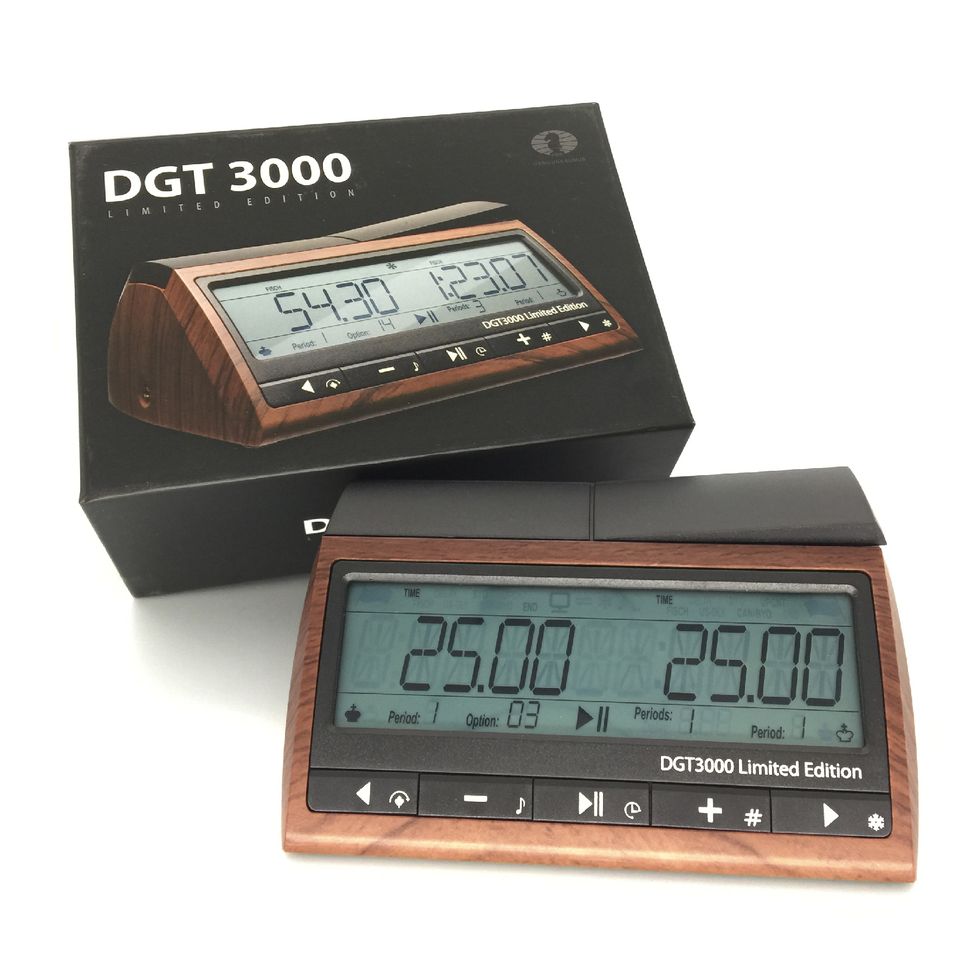 DGT-3000 LIMITED EDITION DIGITAL CHESS CLOCK THE FIDE CHAMPIONSHIP CLOCK- WOOD COLOR